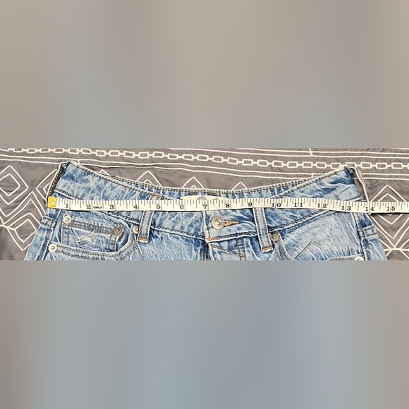 We The Free Distressed Straight Leg Jeans Size 26 - Picture 9 of 9